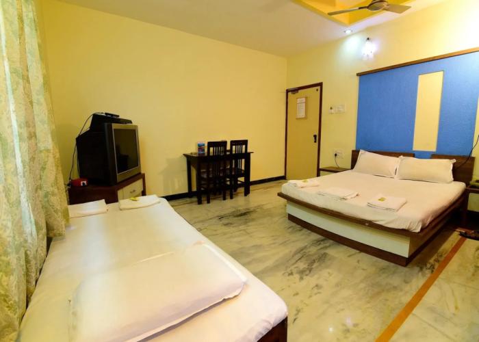 Hotel Ashlesh