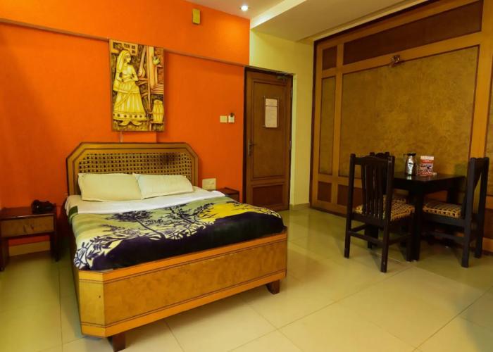 Hotel Ashlesh