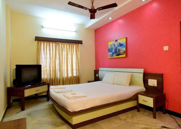 Hotel Ashlesh