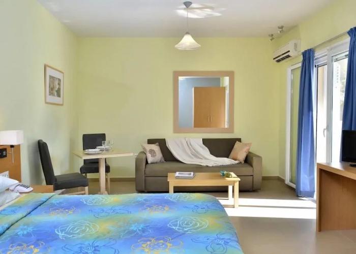 Estia Hotel