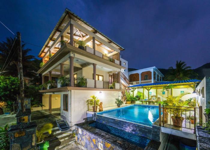 Blue Pearl Villa