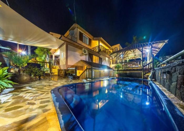 Sunset Villa