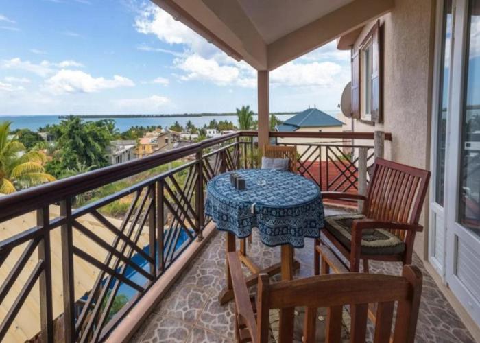 Sunset Villa