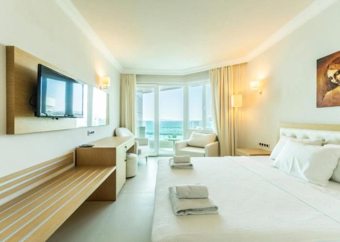 Dragut Point South Hotel