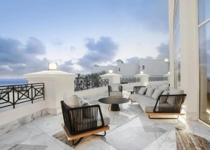 Cleopatra Sidi Heneish