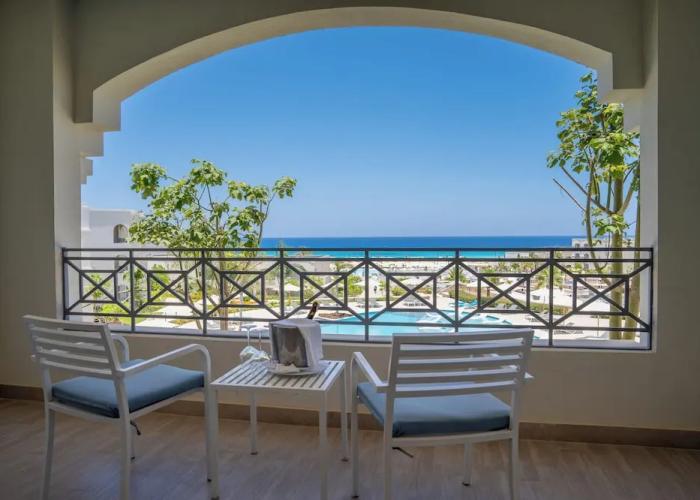 Cleopatra Luxury North Coast Sidi Heniesh