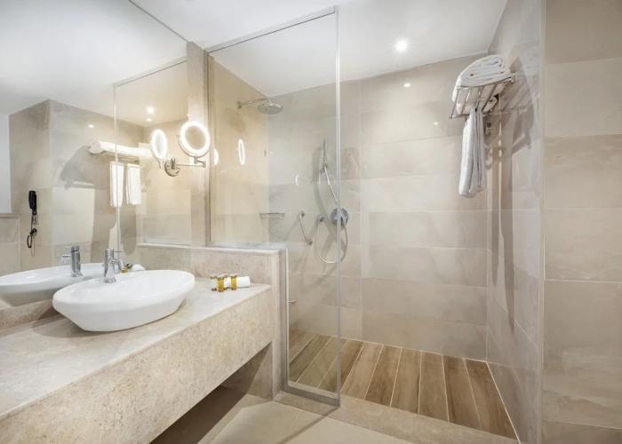 Cleopatra Luxury North Coast Sidi Heniesh