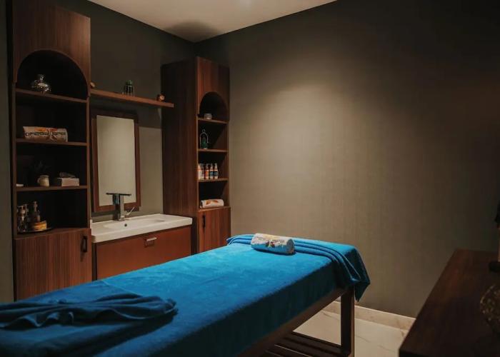 Cleopatra Luxury North Coast Sidi Heniesh