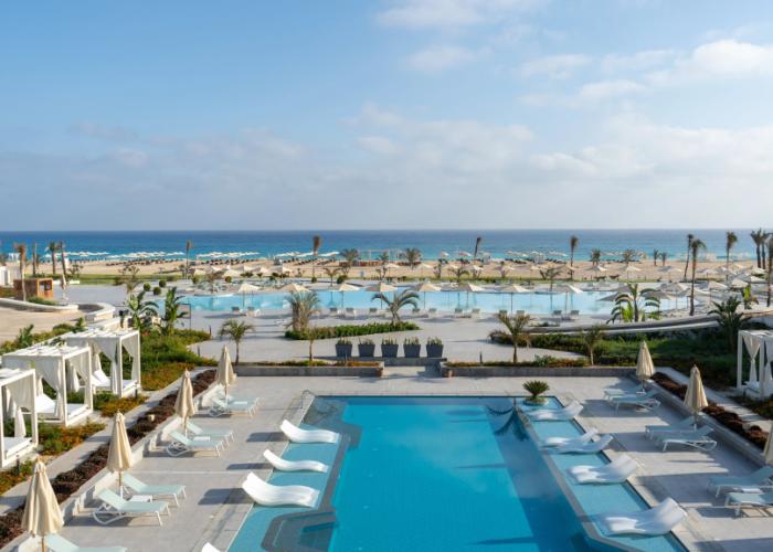 Cleopatra Sidi Henish