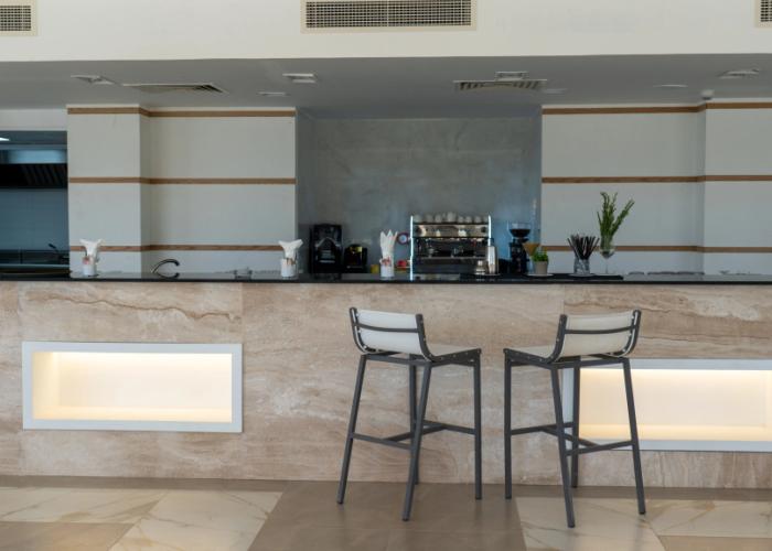 Cleopatra Sidi Henish