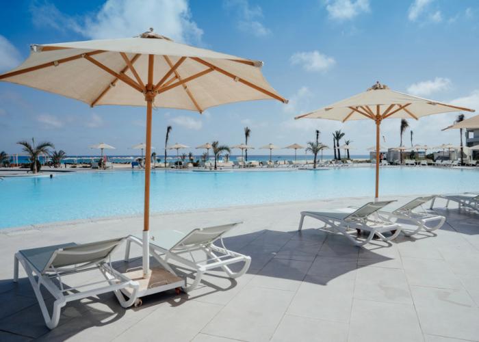 Cleopatra Sidi Henish