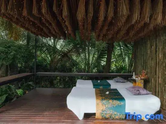 58 Pool Villa