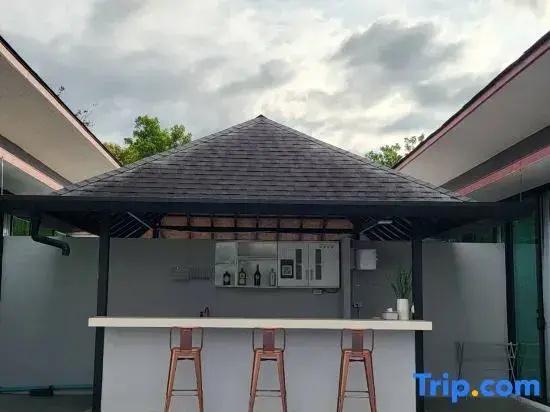 58 Pool Villa