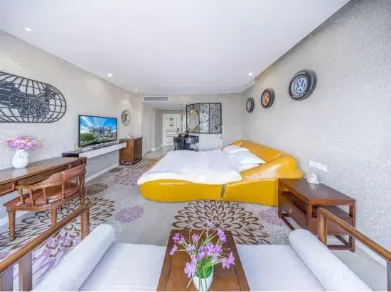 Taikun International Hotel (Hengdian Film and Television City Dream Valley Branch)