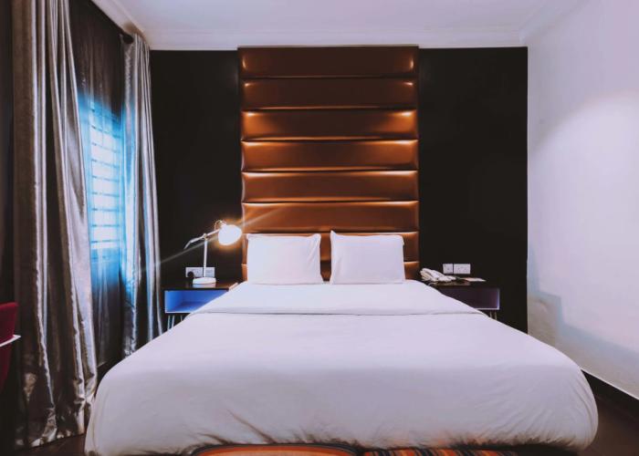 Maple Hotel