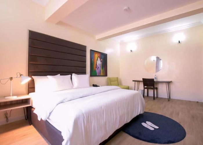 Maple Hotel