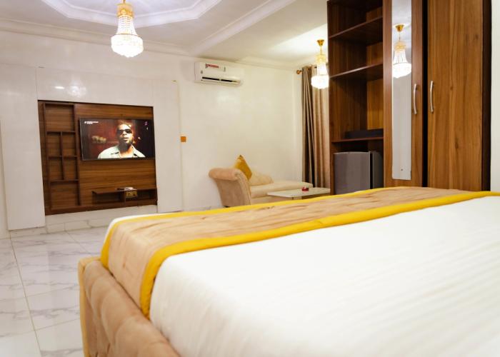 247 Luxury Hotel