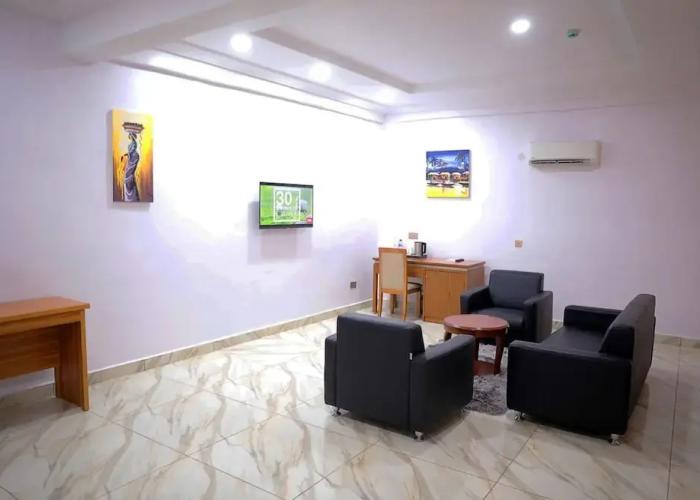 Lekki Grandview Hotel