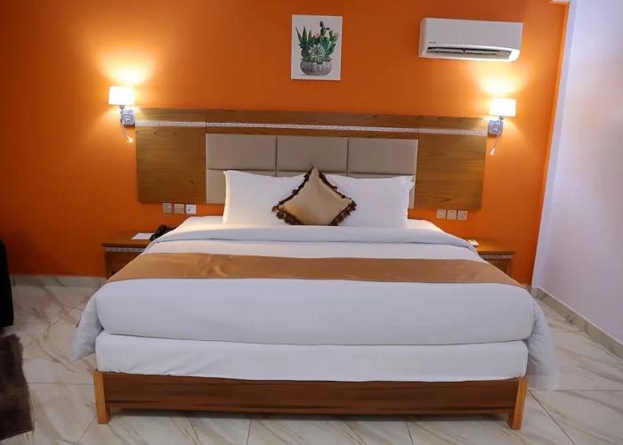 Lekki Grandview Hotel