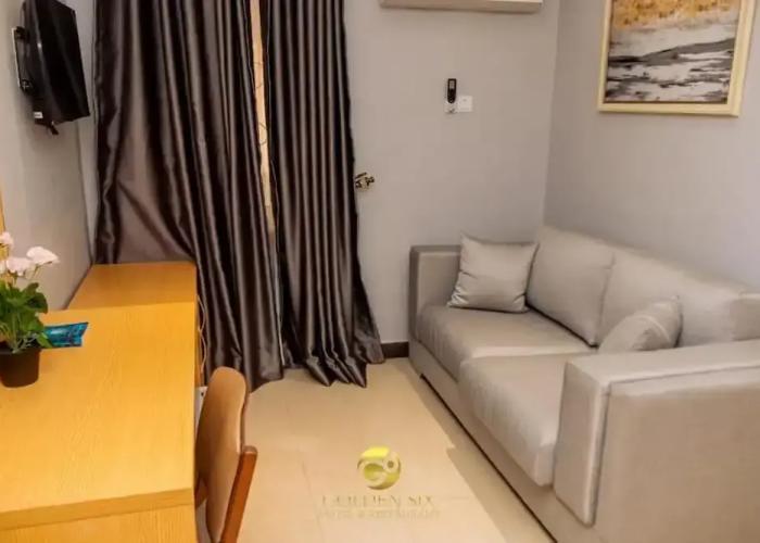 Golden Six Hotel & Restaurant