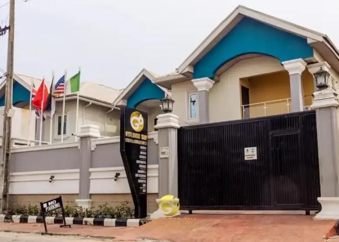 Golden Six Hotel & Restaurant
