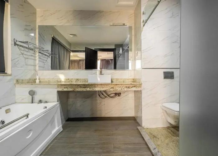 George Residence TLC