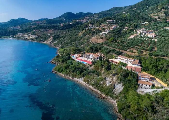 Pelagos Beach Hotel