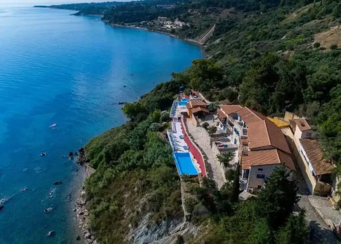 Pelagos Beach Hotel