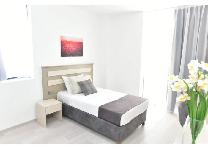 Alya Rooms