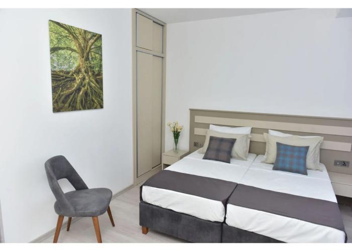 Alya Rooms