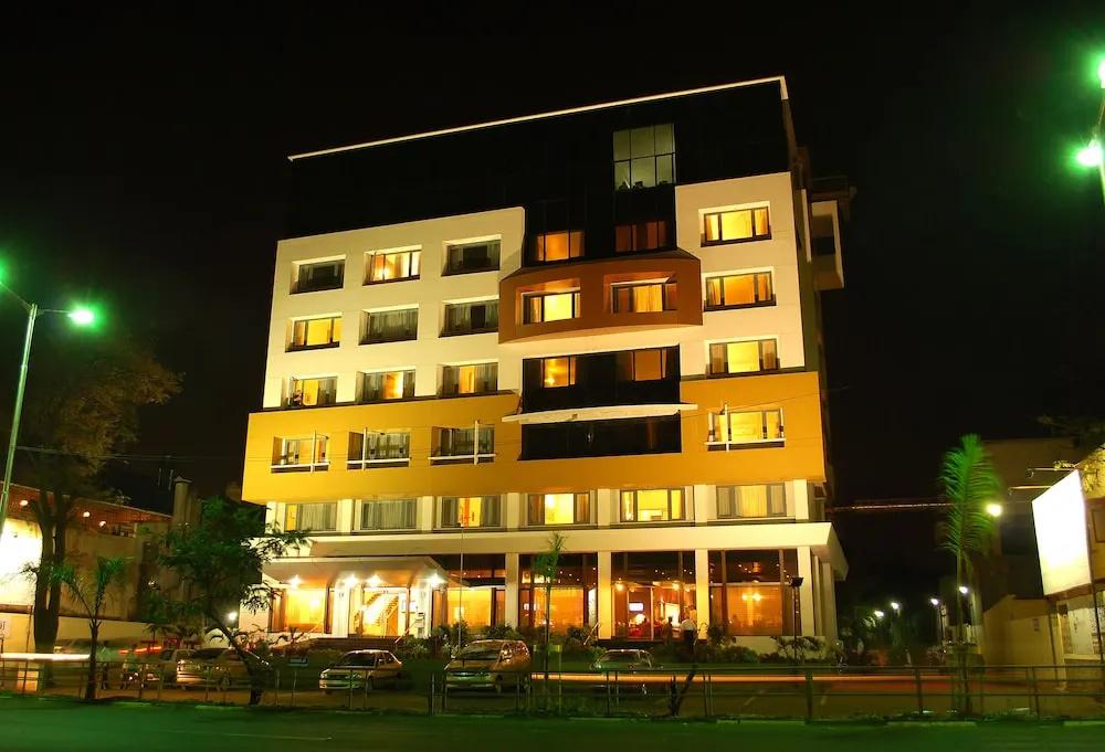 фото Hotel EEFA