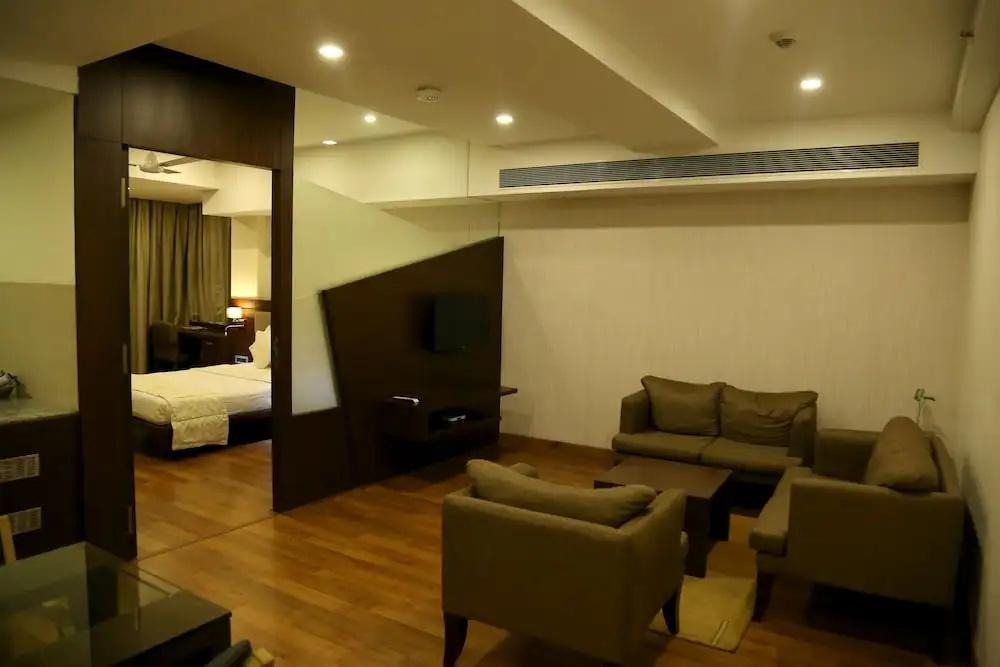 фото Hotel EEFA