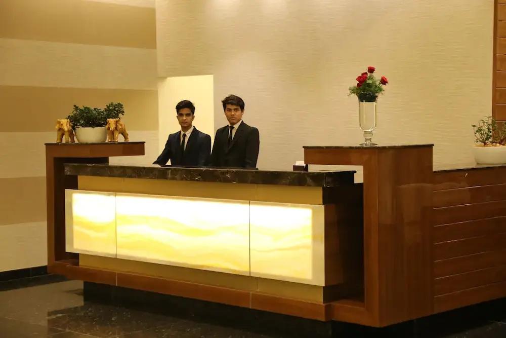 фото Hotel EEFA