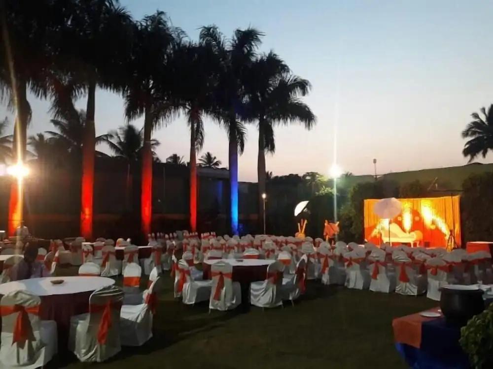 фото Hotel EEFA
