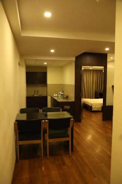 фото Hotel EEFA