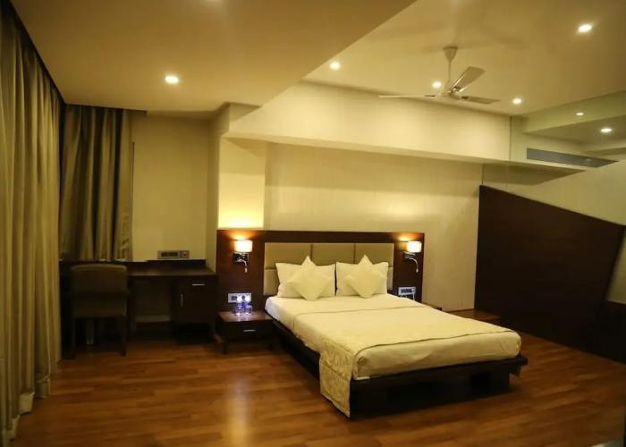 Hotel EEFA