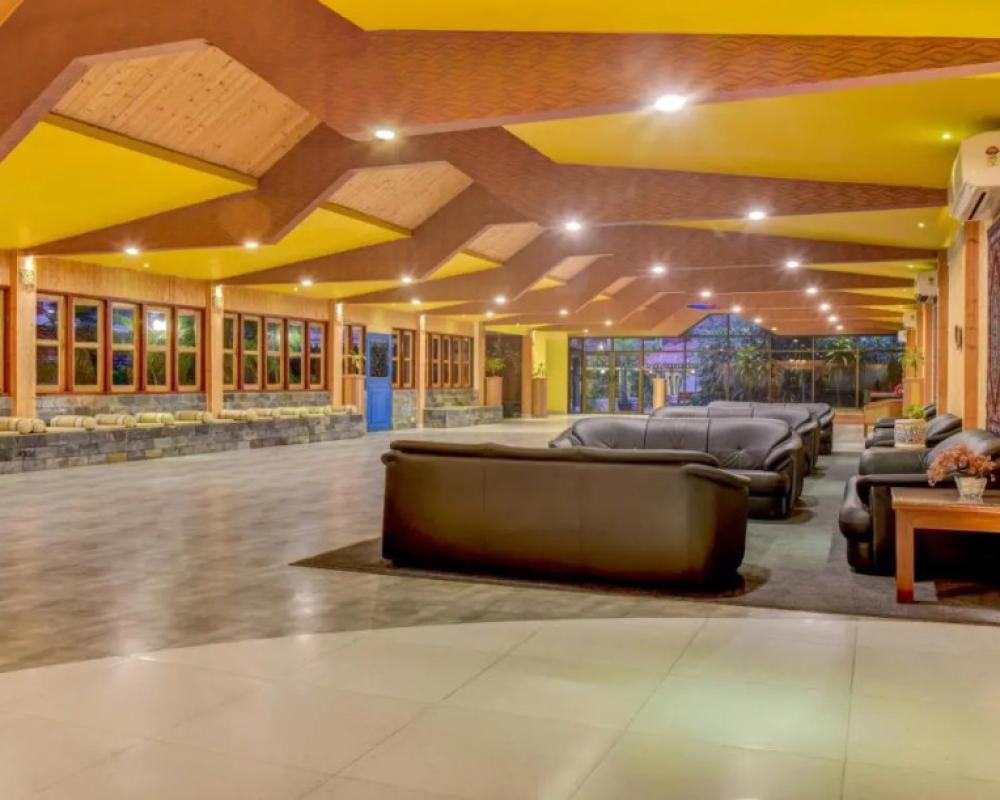 Treebo Premium Blue Mountain Country Club And Resort