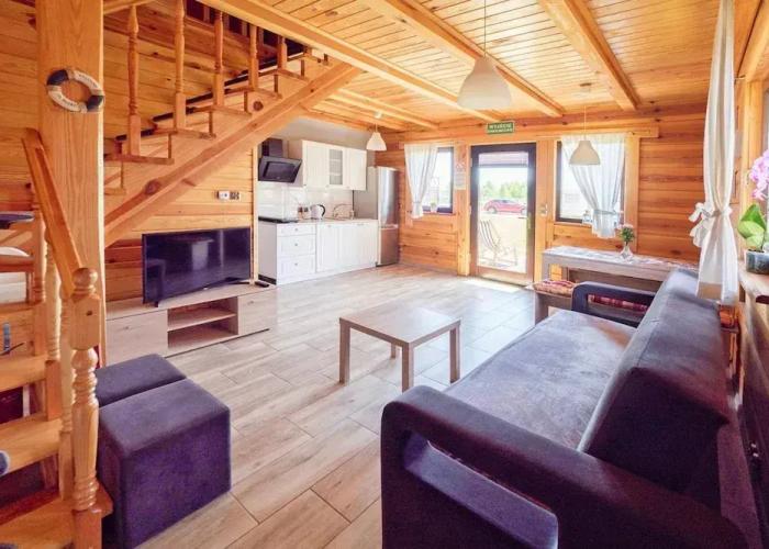Comfortable Holiday Homes With Jacuzzi, Niechorze
