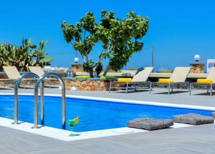 Hotel Monolithia