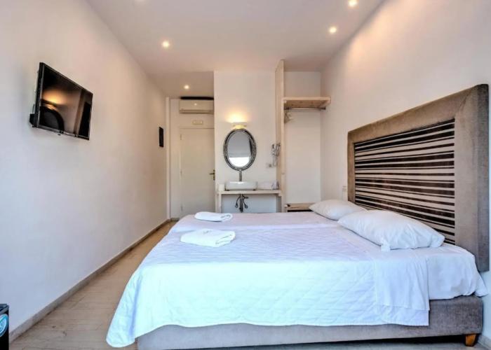 Anamar Santorini