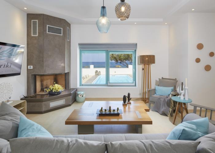 Almyriki Beach Villa