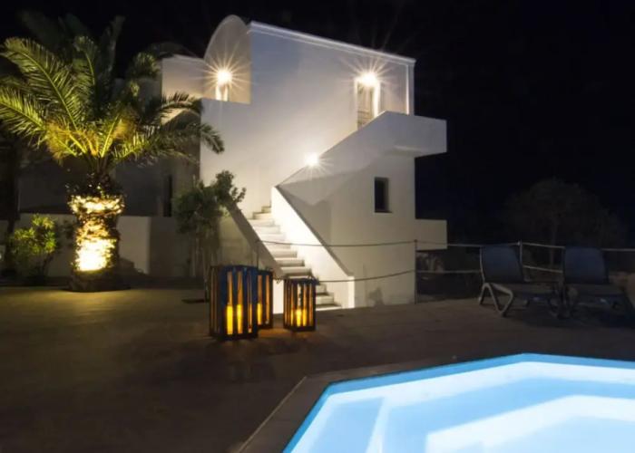 Hermoso Luxury Suites