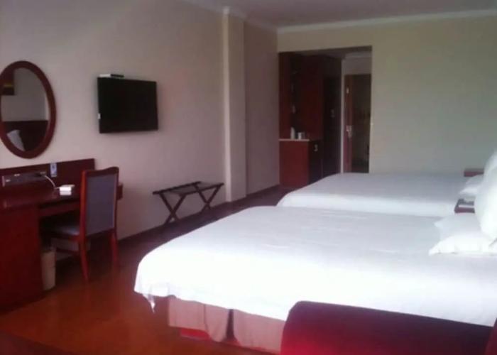 GreenTree Inn Changshu Fangta Park Pedestrian Street Business Hotel