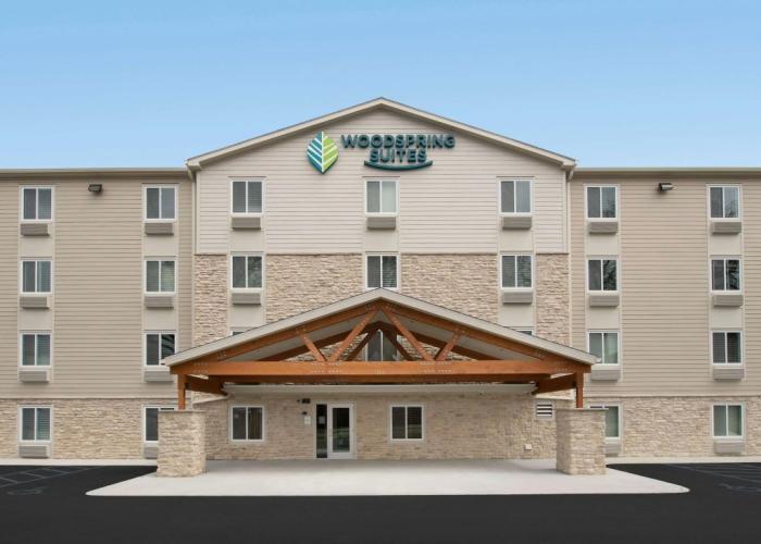 WoodSpring Suites Williston