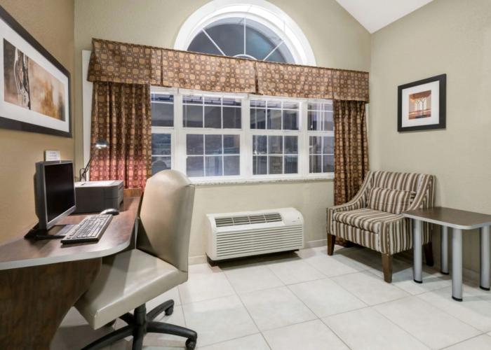 Microtel Inn & Suites by Wyndham Williston