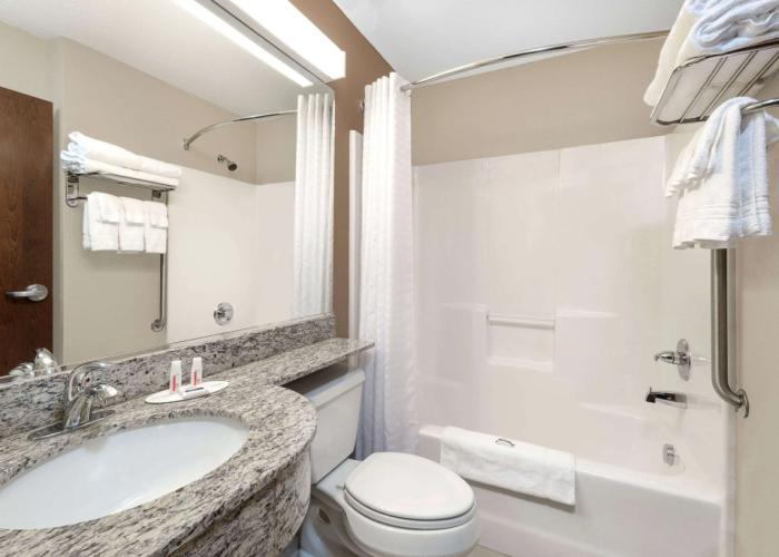 Microtel Inn & Suites by Wyndham Williston