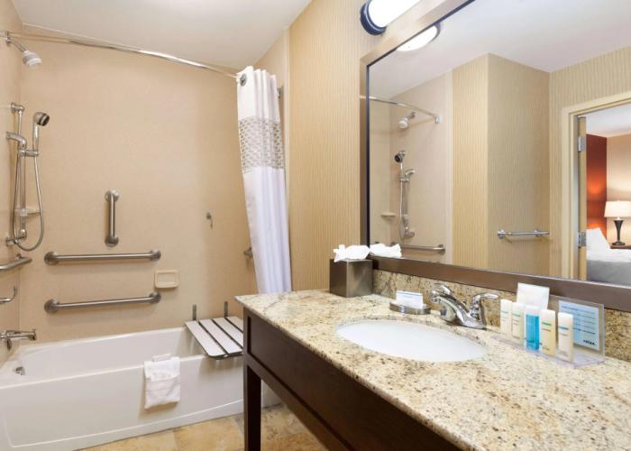 Hampton Inn & Suites Williston