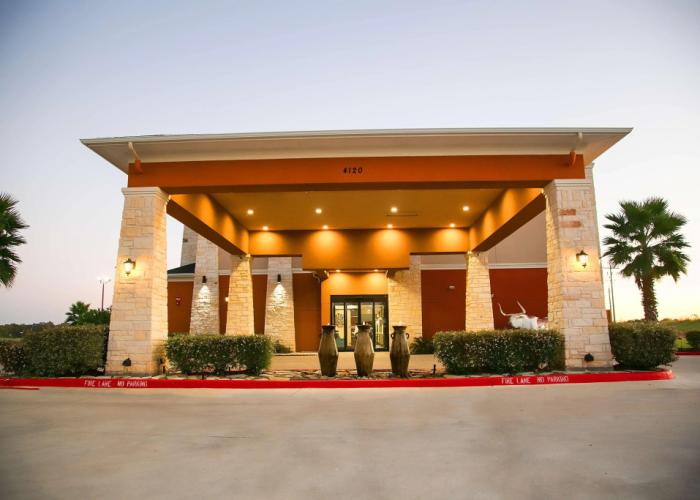 Best Western Plus Williston Hotel & Suites