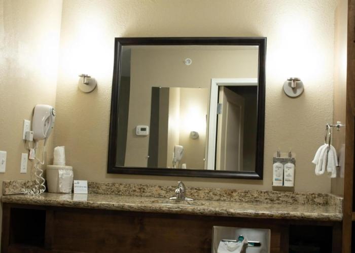 Holiday Inn Express and Suites Williston by IHG