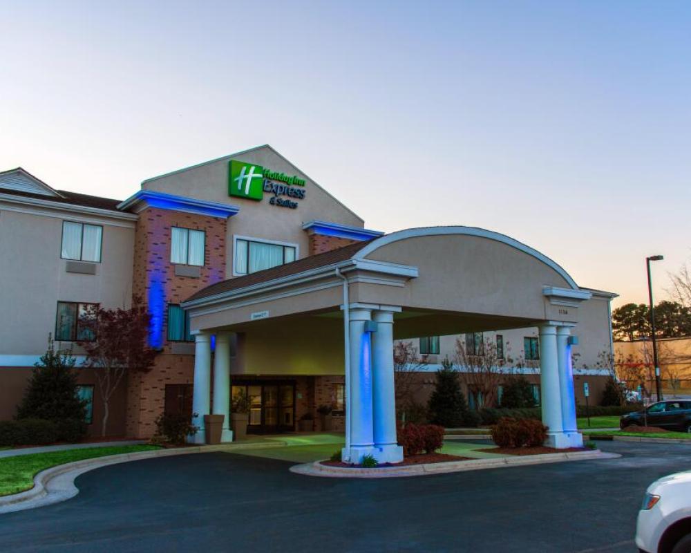 Holiday Inn Express Hotel and Suites Kinston by IHG